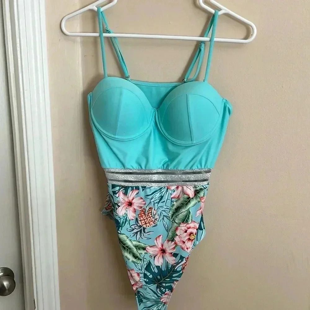 (12) One  piece swimsuit
